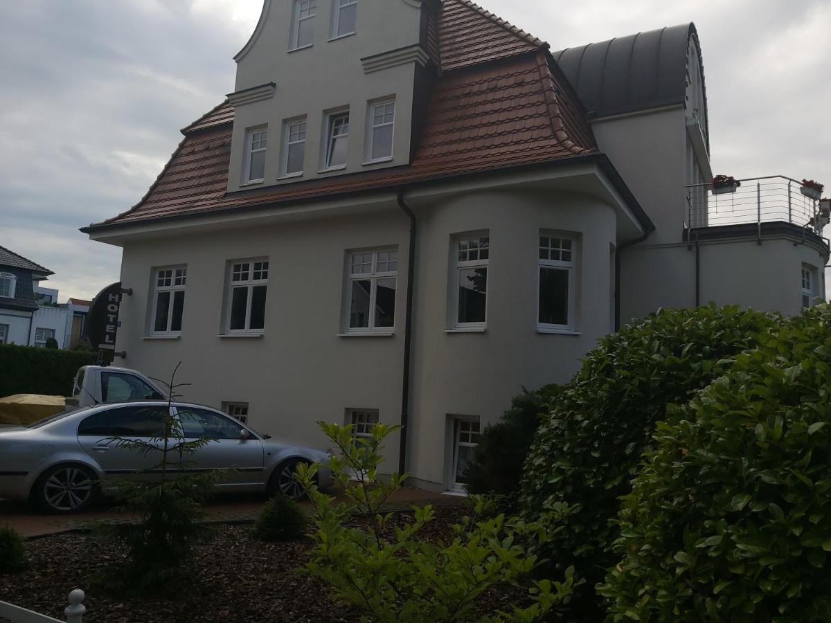 Hotel Schwanenhof Wittenburg Eksteriør billede